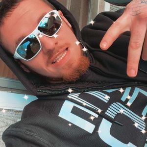 Meet your Posher, Dillon